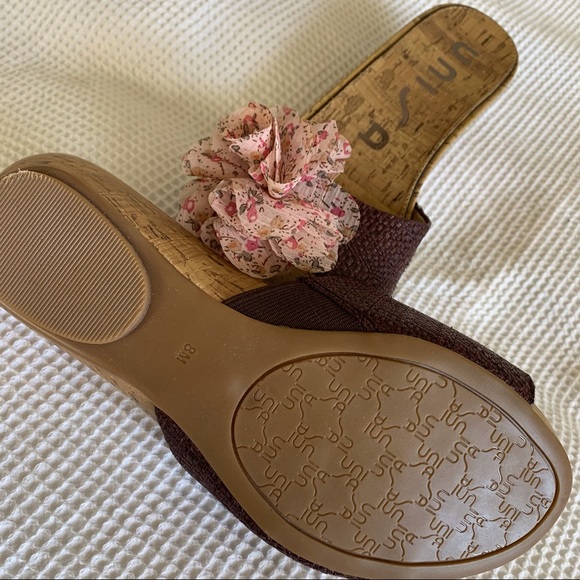 Unisa Wedge Sandals with Soft Petals Brown Size 8M - Picture 6 of 8